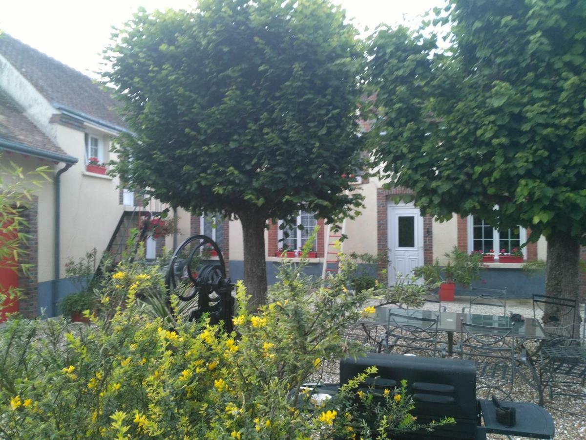 La Cite Des Abeilles Villemandeur