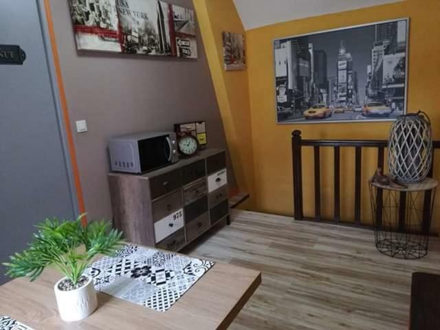 La Cite Des Abeilles
